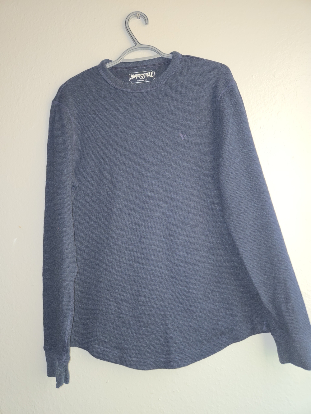 American Eagle Mens Medium Navy Blue Waffle Knit Thermal Long Sleeve Shirt